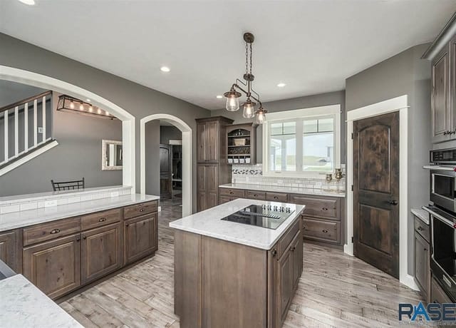 112 Sunset Park Dr, Lake Poinsett, 57234, 8 Bedrooms Bedrooms, ,4 BathroomsBathrooms,House,For Sale, Sunset Park Dr, Lake Poinsett,2,1021